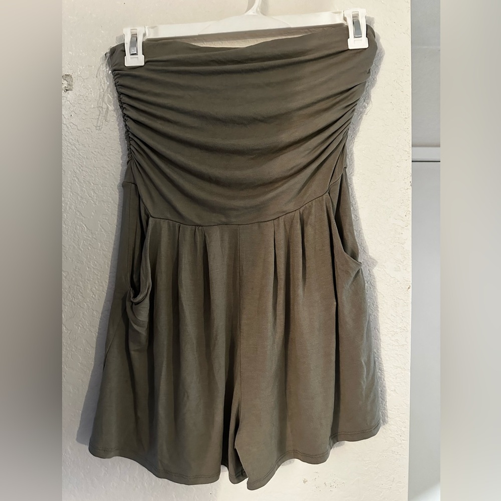 Fashion Nova Tube Romper sz L